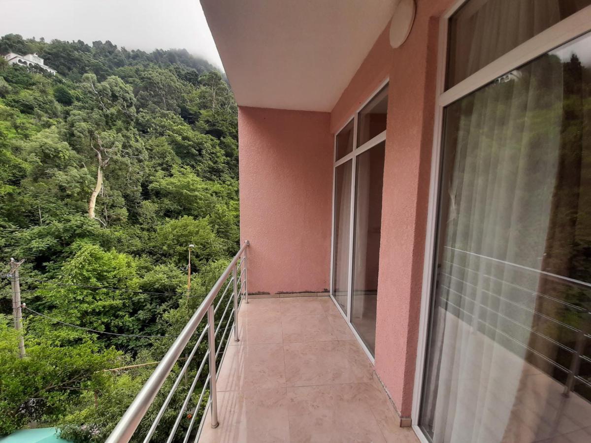 Hotel Giorgi Kwariati Exterior foto