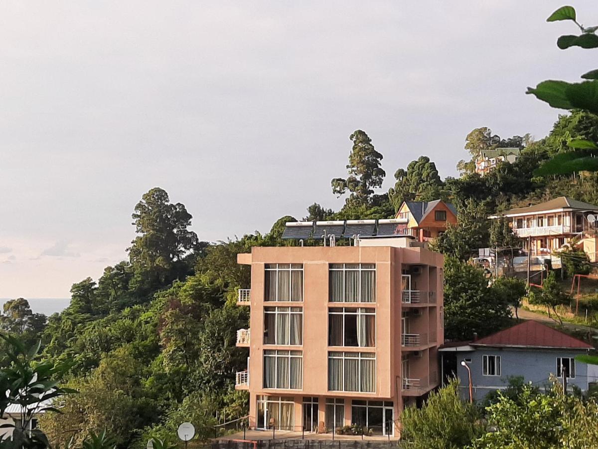 Hotel Giorgi Kwariati Exterior foto