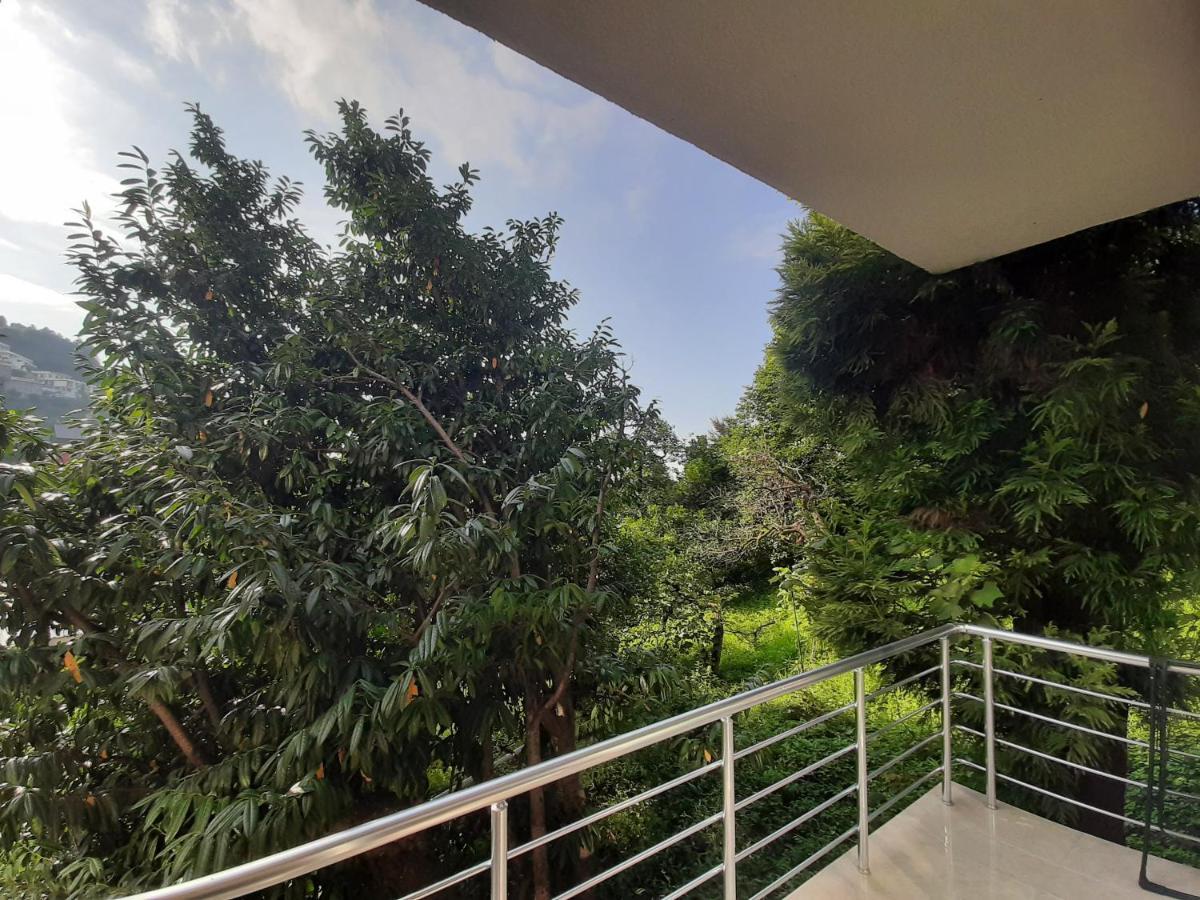 Hotel Giorgi Kwariati Exterior foto