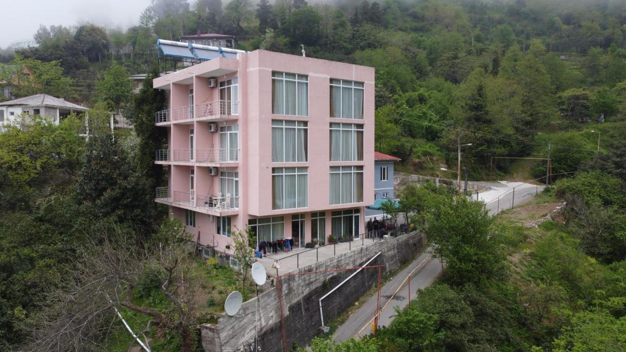 Hotel Giorgi Kwariati Exterior foto